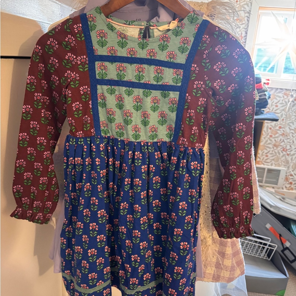Boden girls dress hopscotch floral jersey nwt